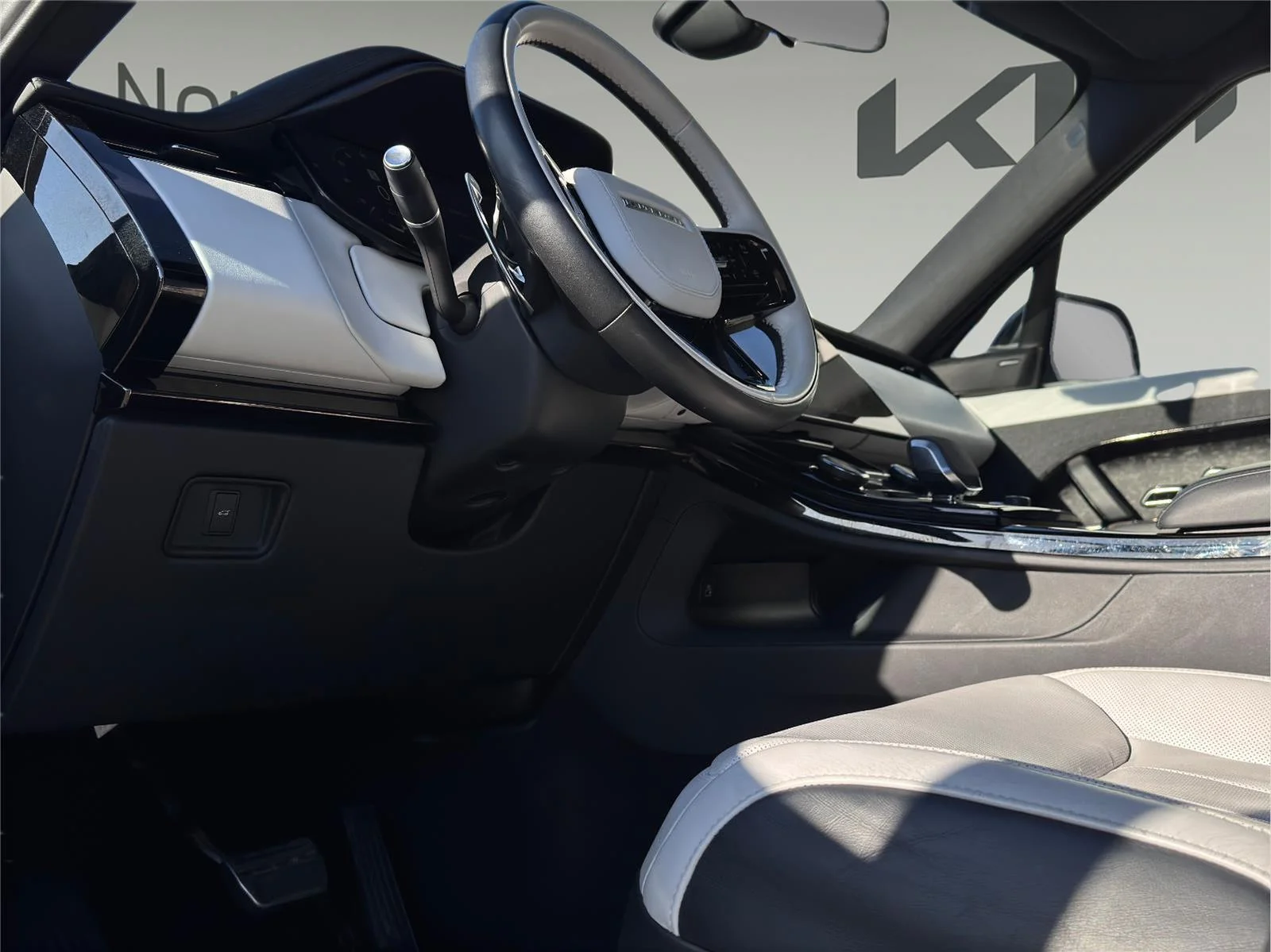 2023 Land Rover Range Rover Sport SE Dynamic - Photo 12