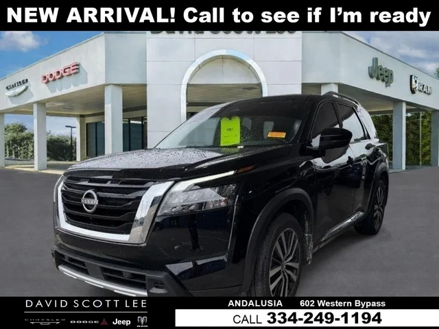 2025 Nissan Pathfinder Platinum