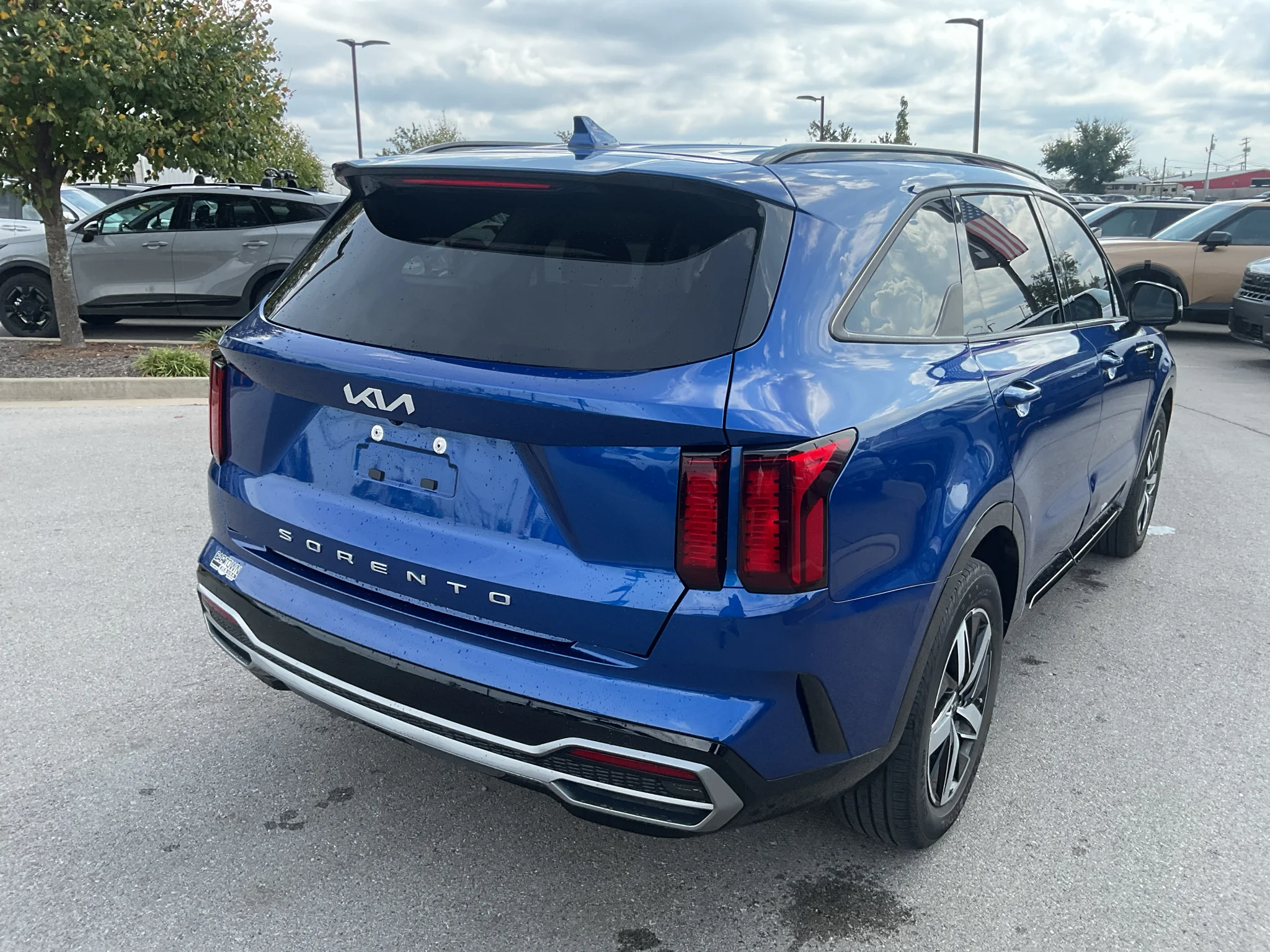 Certified Used 2022 Sapphire Blue Kia S image 9