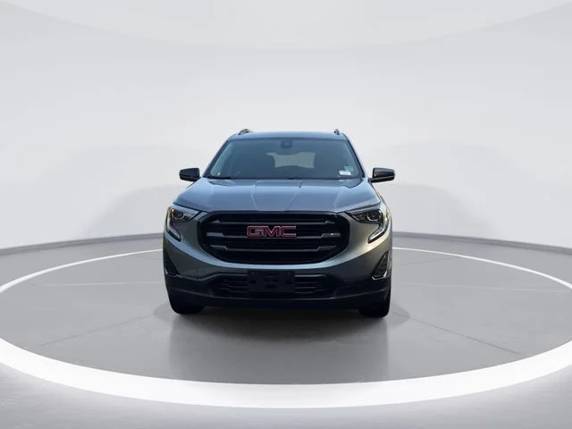 Used 2021 Gray GMC SLE image 3