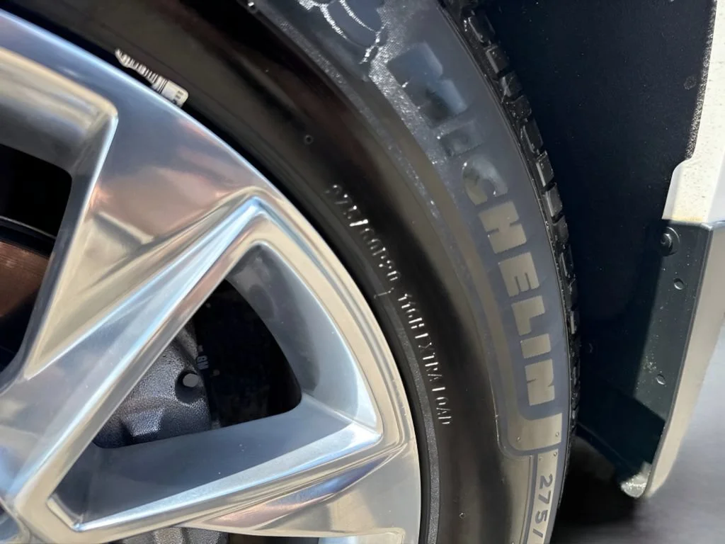 Used 2020 IRIDESCENT PEARL TRICOAT Chevrolet LTZ image 39