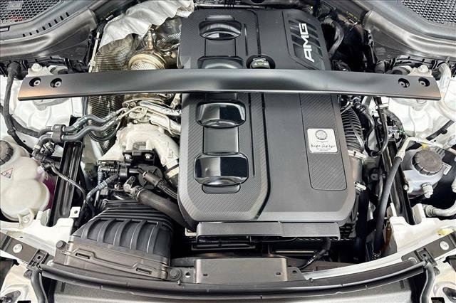 New 2026 MANUFAKTUR Moonlight White Metallic Mercedes-Benz AMG® GLC 43 image 56