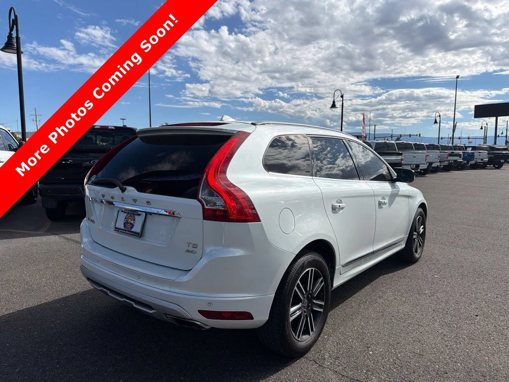 Used 2017 White Volvo T5 Dynamic image 2