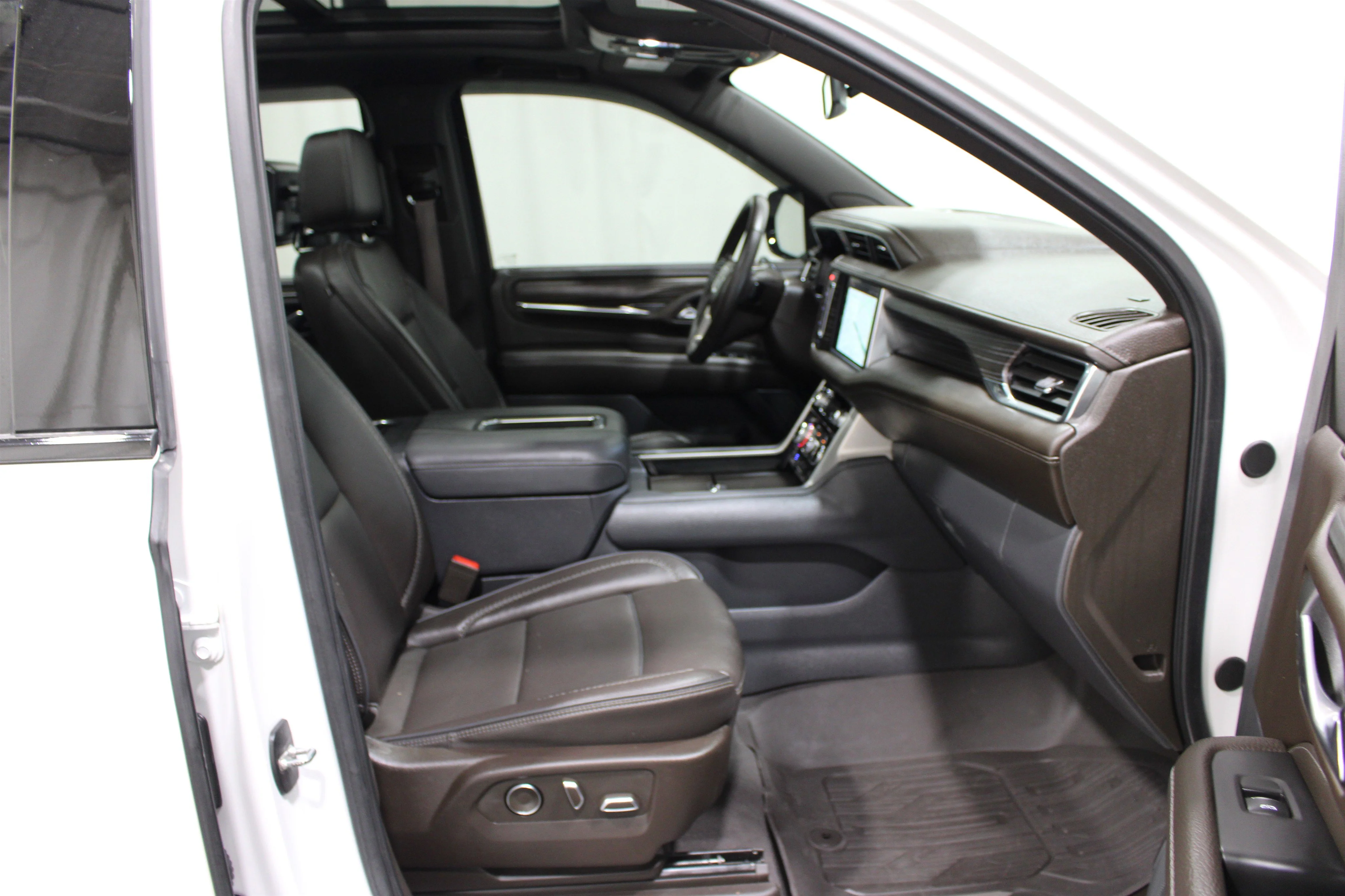 2023 GMC Yukon XL Denali - Photo 26