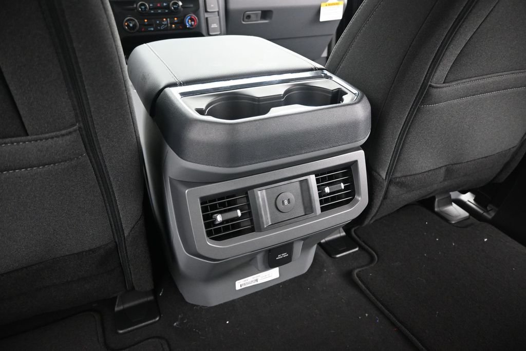 New 2026 Agate Black Metallic Ford XLT image 21