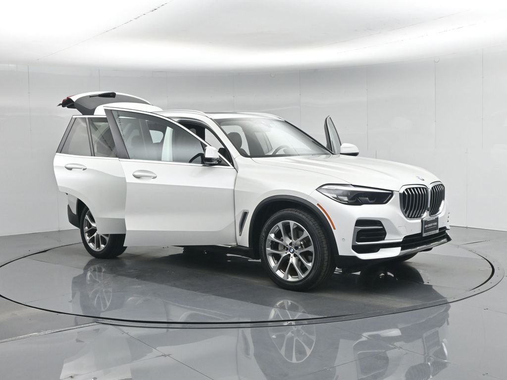 Certified Used 2023 White BMW sDrive40i image 42