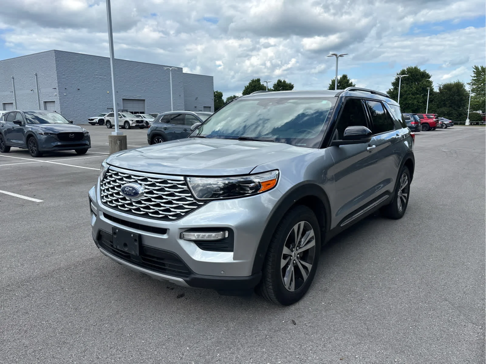 Used 2020 Ford Explorer Platinum with VIN 1FM5K8HC3LGA55238 for sale in Kansas City