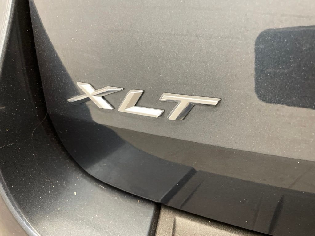 Used 2023 Blue Ford XLT image 10