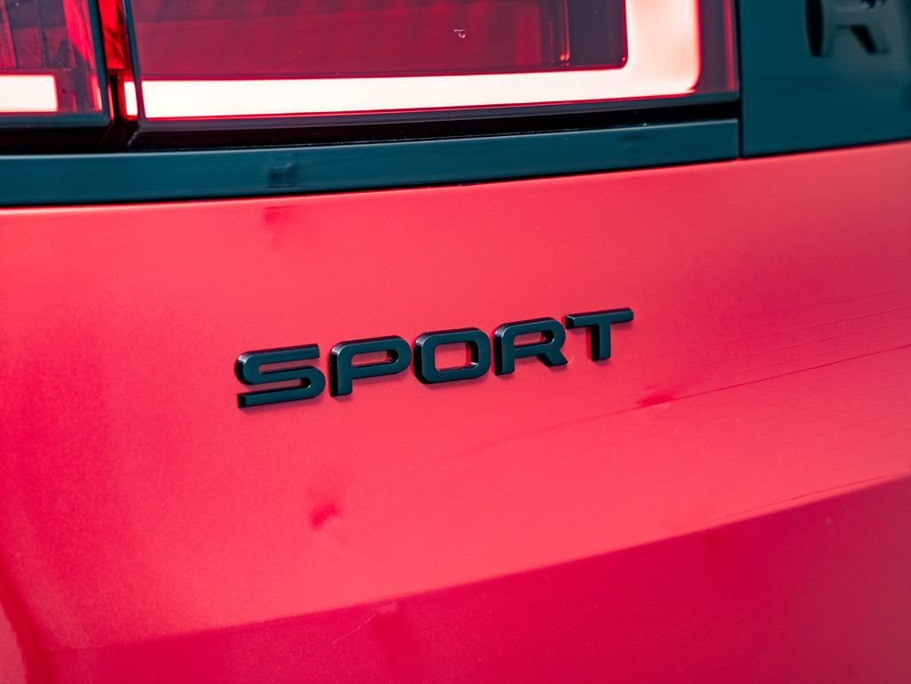 New 2026 Firenze Red Land Rover Dynamic SE image 18