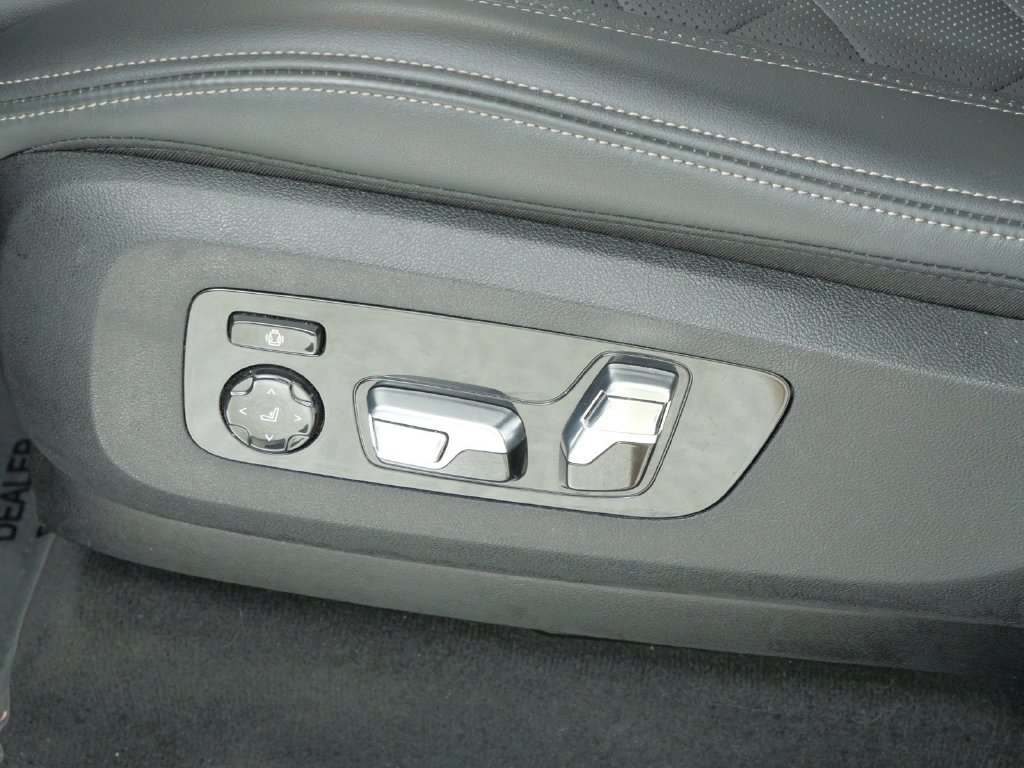 Certified Used 2025 Skyscraper Grey Metallic BMW xDrive40i image 45