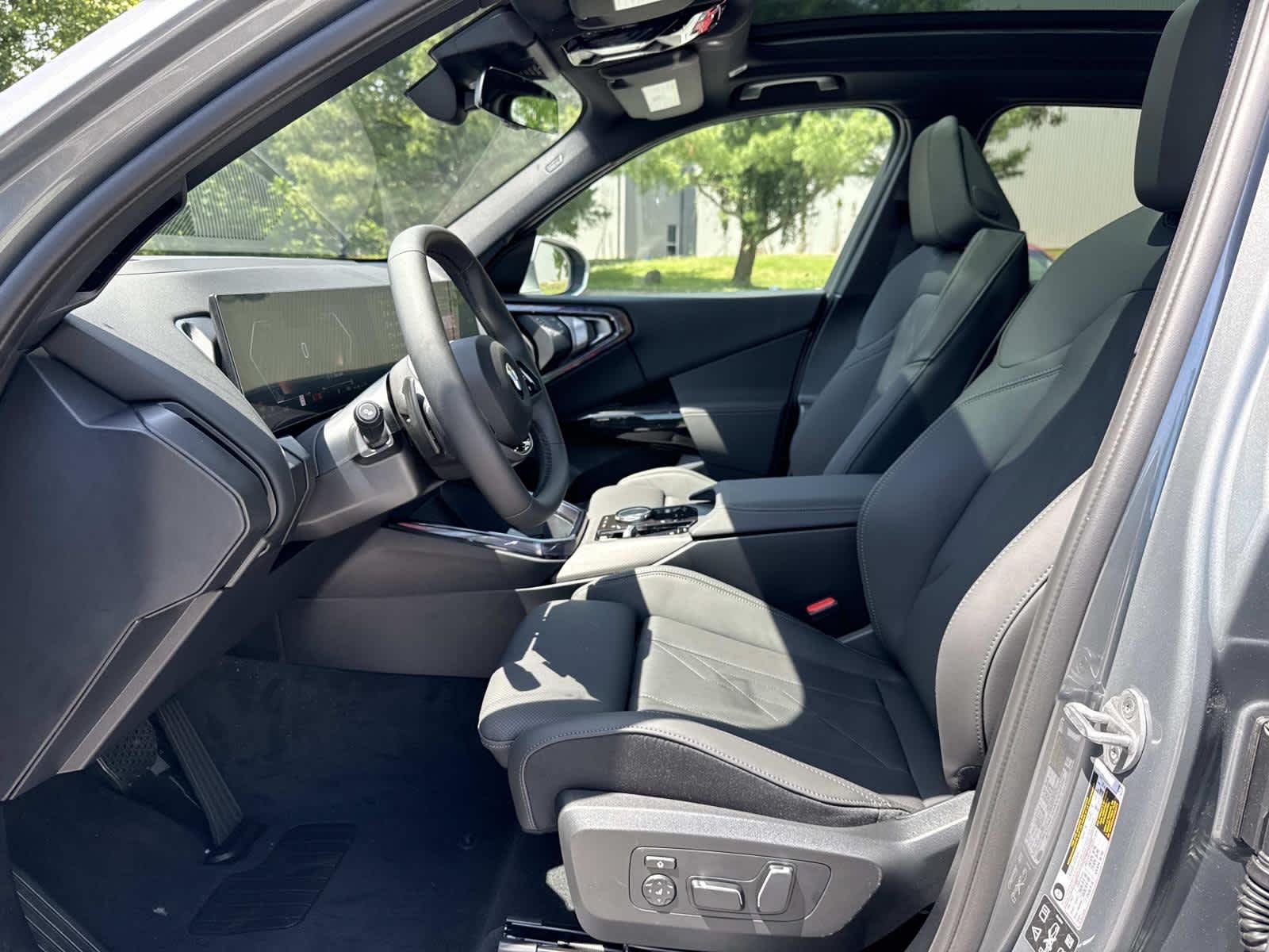 New 2026 Skyscraper Grey Metallic BMW 30 xDrive image 14