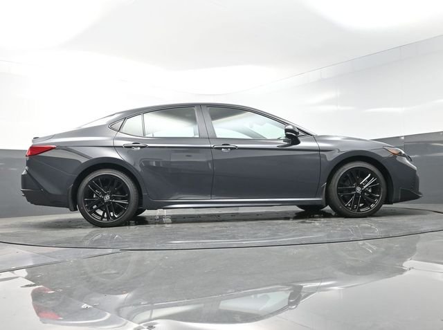 Used 2026  Toyota SE image 38