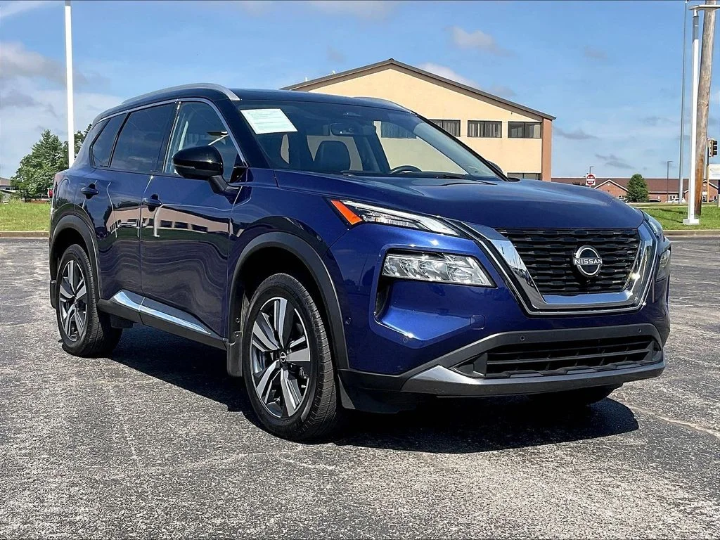 2023 Nissan Rogue SL FWD's photo