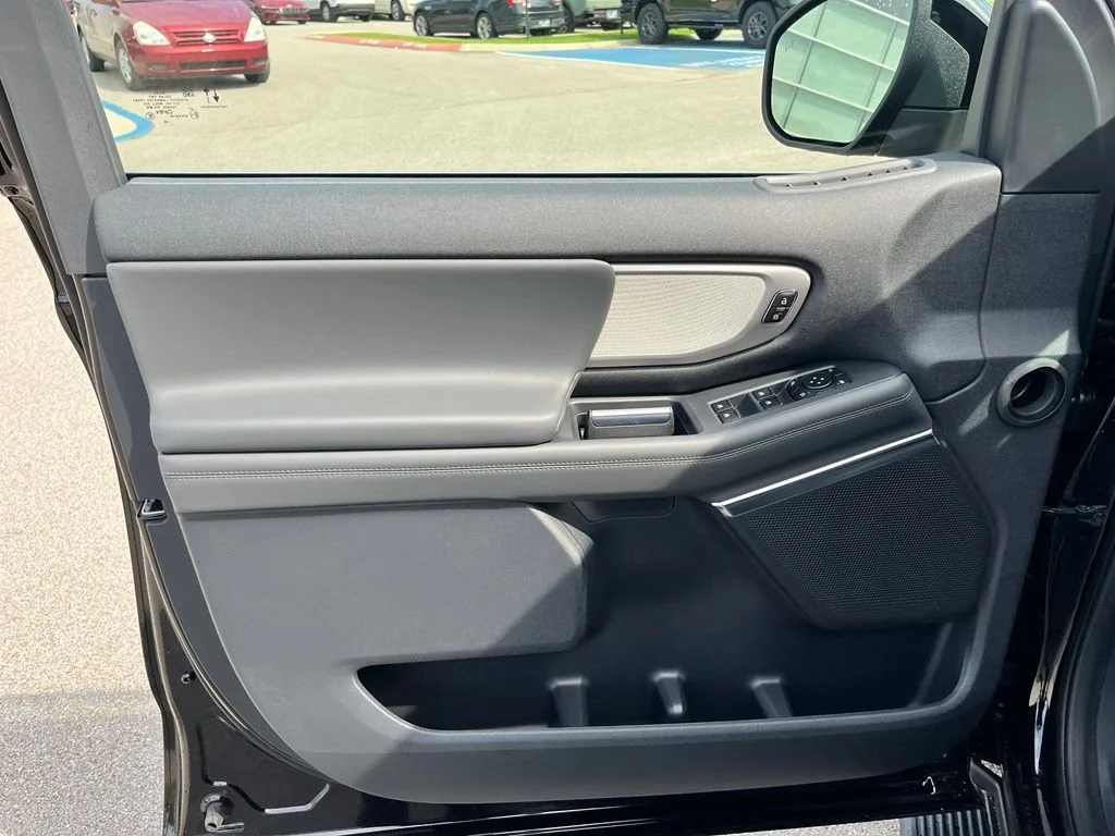 New 2027 Black Ford Active image 10