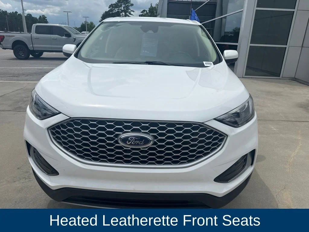Certified Used 2024 Oxford White Ford SEL image 2