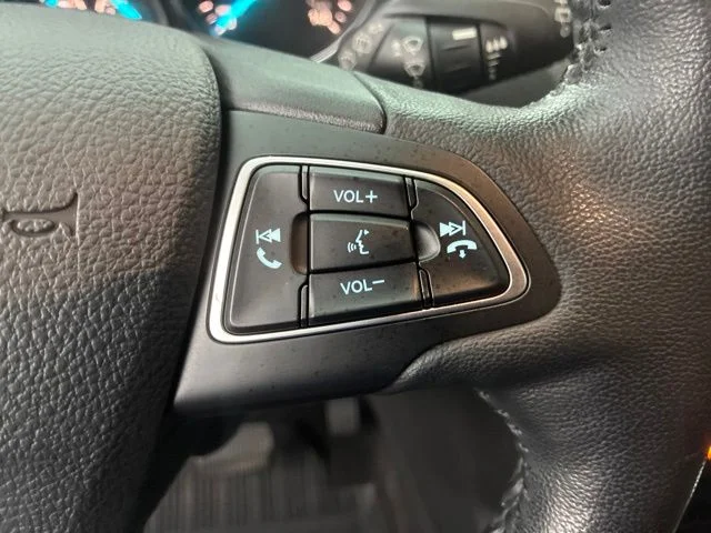 Used 2019 White Platinum Tri-Coat Metallic Ford Titanium image 28