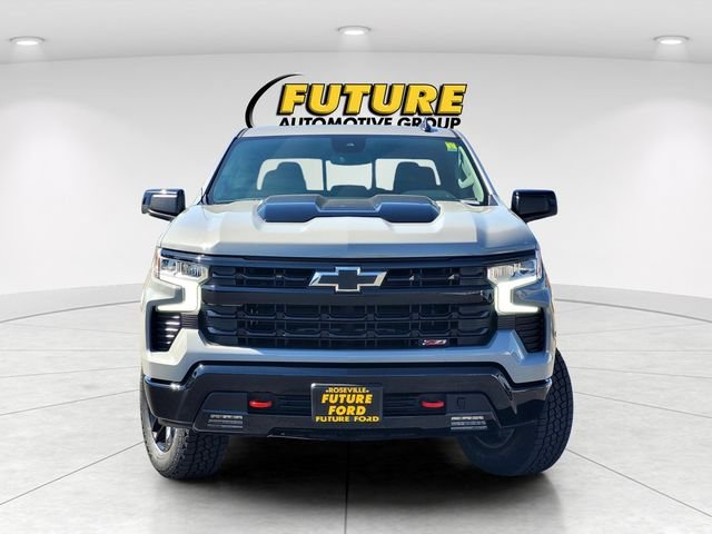 Used 2024  Chevrolet LT Trail Boss image 2