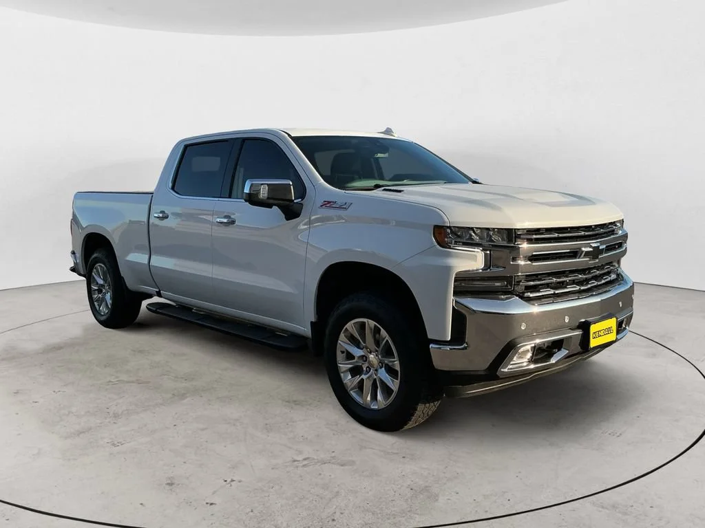Used 2021 SUMMIT WHITE Chevrolet LTZ image 5