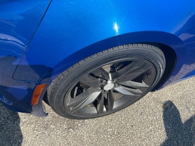 Used 2016 Hyper Blue Metallic Chevrolet 1LT image 4