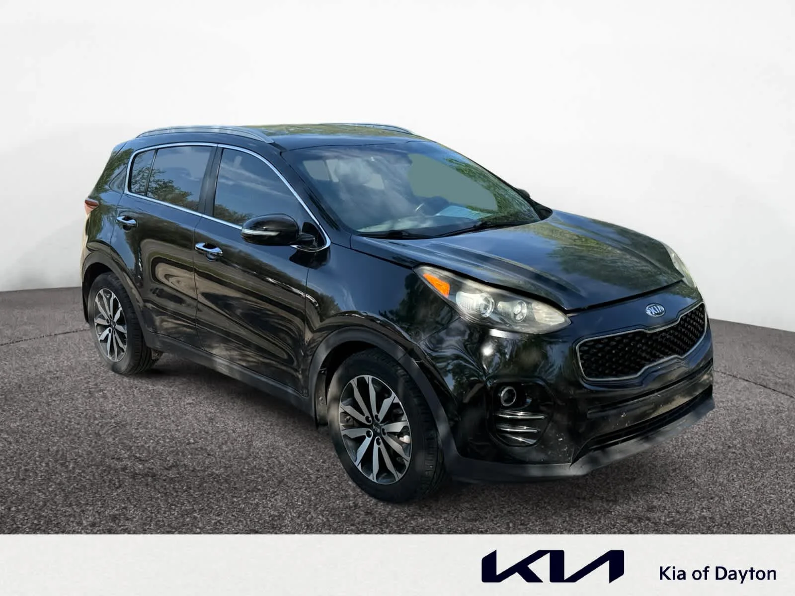 Used 2018 Black Cherry Kia EX image 3
