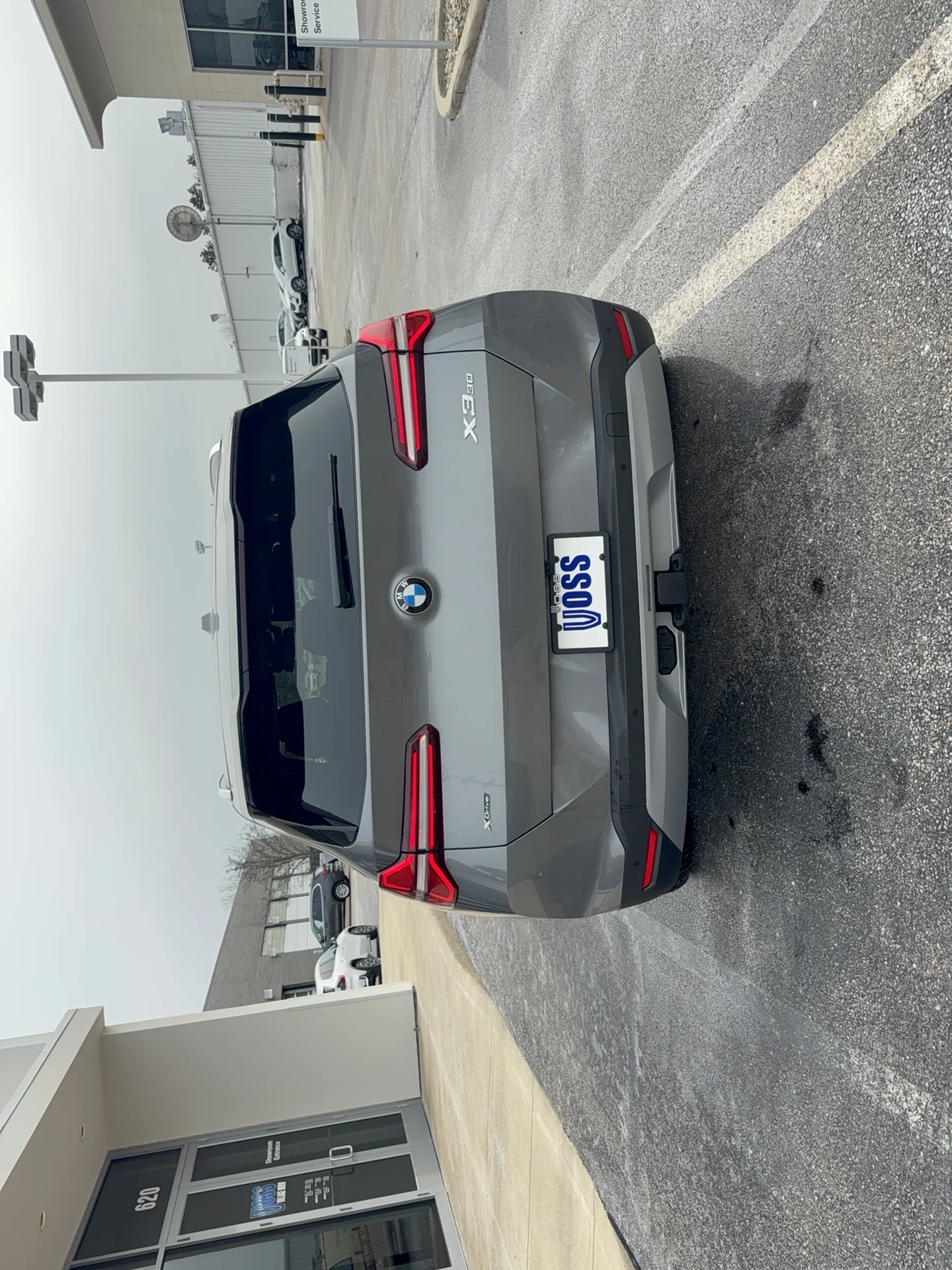 New 2026 Skyscraper Grey Metallic BMW 30 xDrive image 4