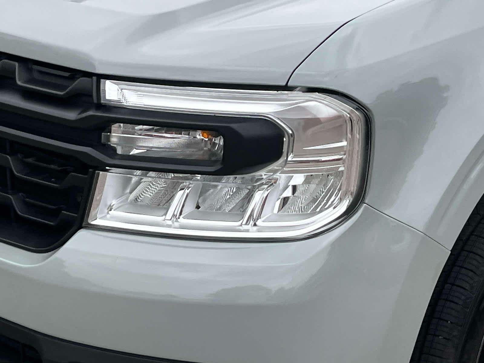 Used 2024 Cactus Gray Ford XL image 18