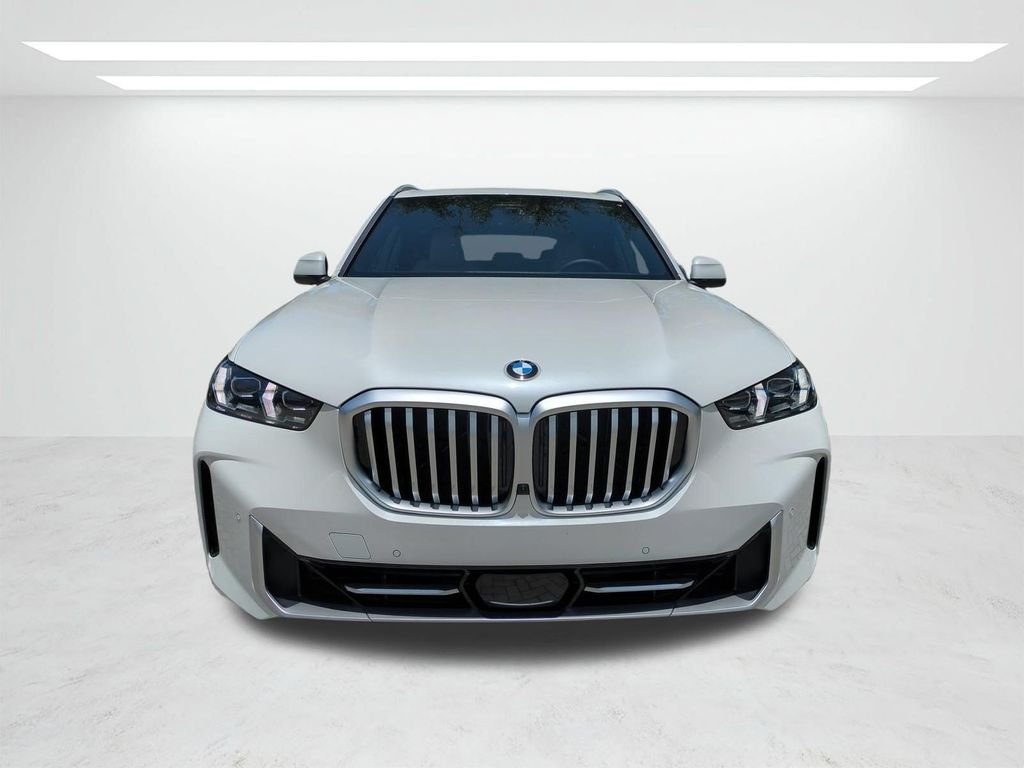 New 2026 White Metallic BMW xDrive40i image 9