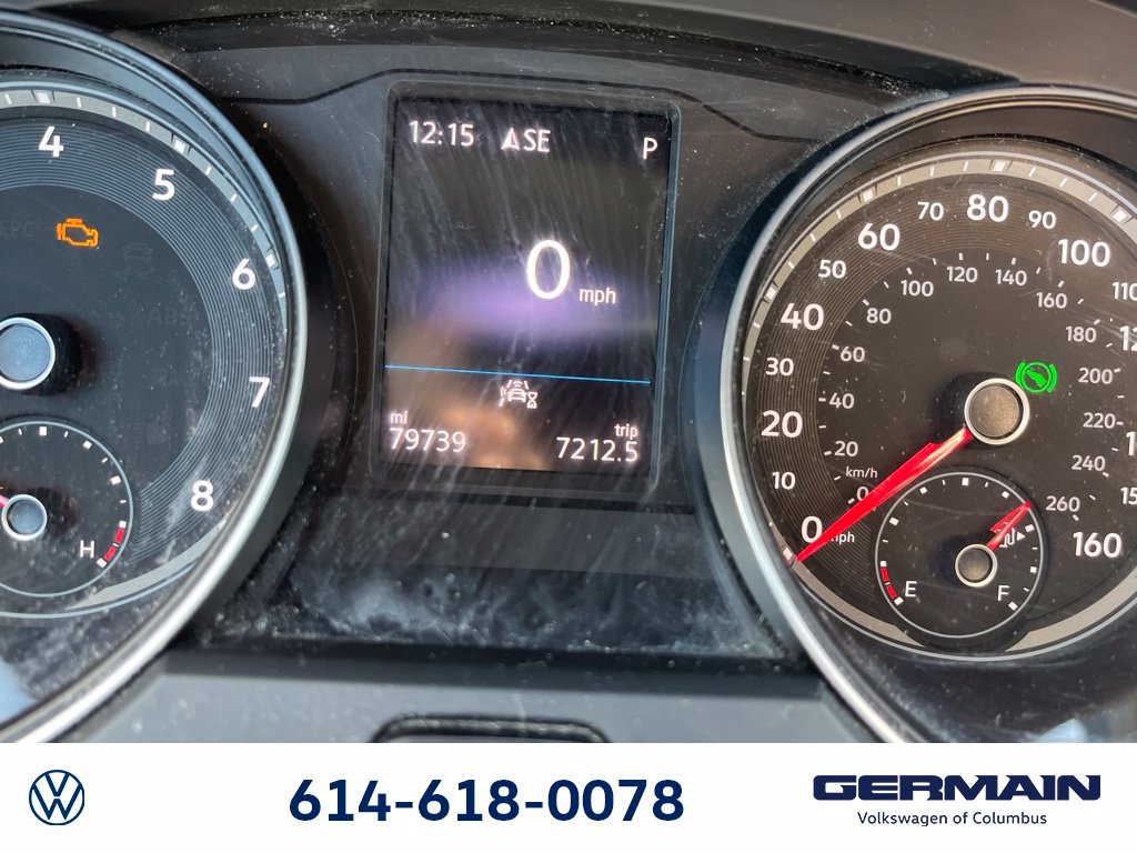 Used 2021 Silver Metallic Volkswagen 3.6L V6 SE w/Technology image 26