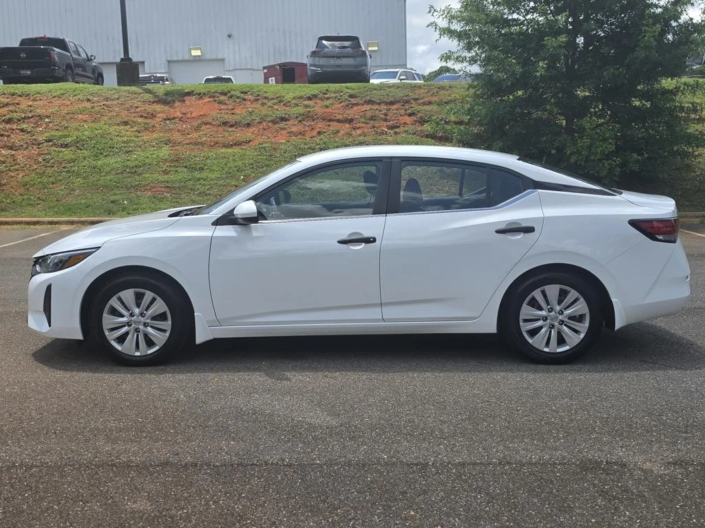 2025 Nissan Sentra S - Photo 6