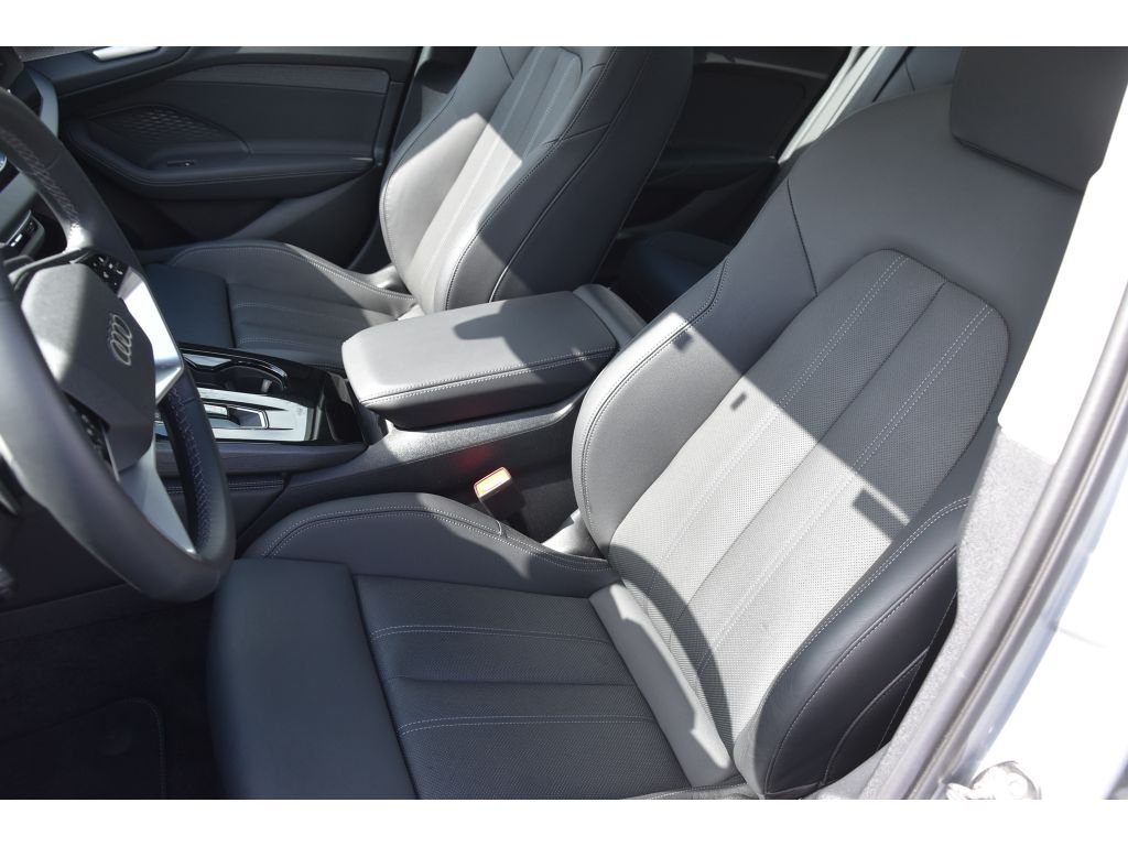Used 2025 Florett Silver Metallic Audi Premium Plus image 13