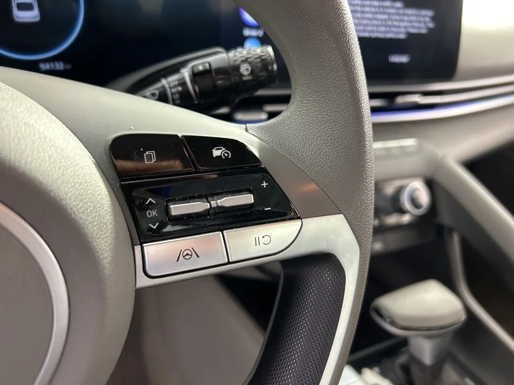 2024 Hyundai Elantra SEL - Photo 21