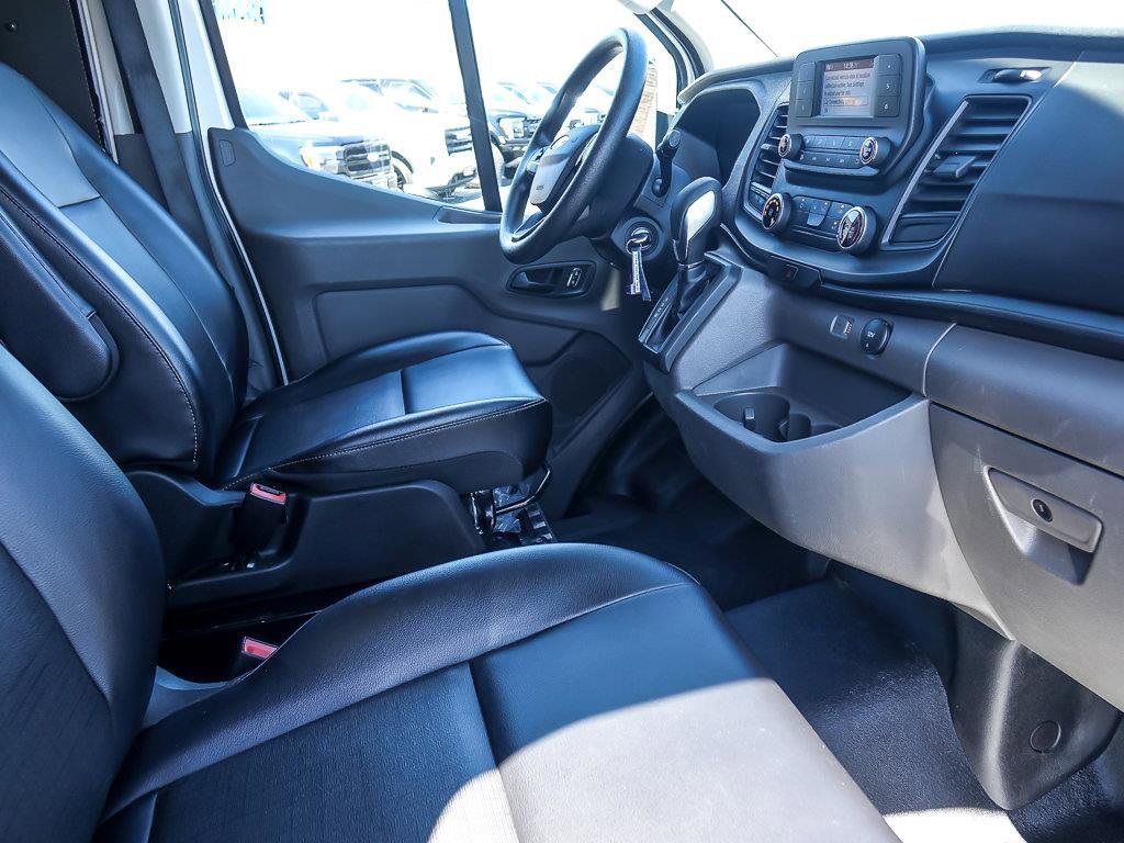 Used 2025 Oxford White Ford Base image 30