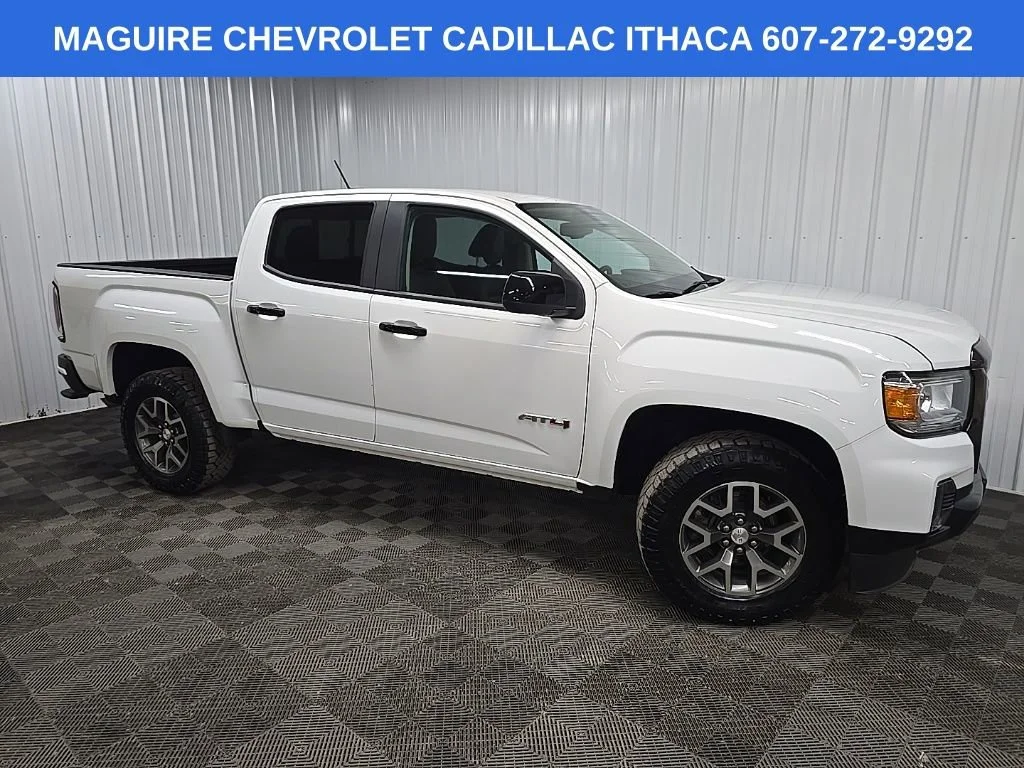 2022 GMC Canyon 4WD AT4 Crew Cab Short Box's photo