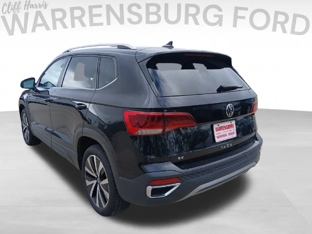 Used 2024 Black Volkswagen 1.5T SE image 5