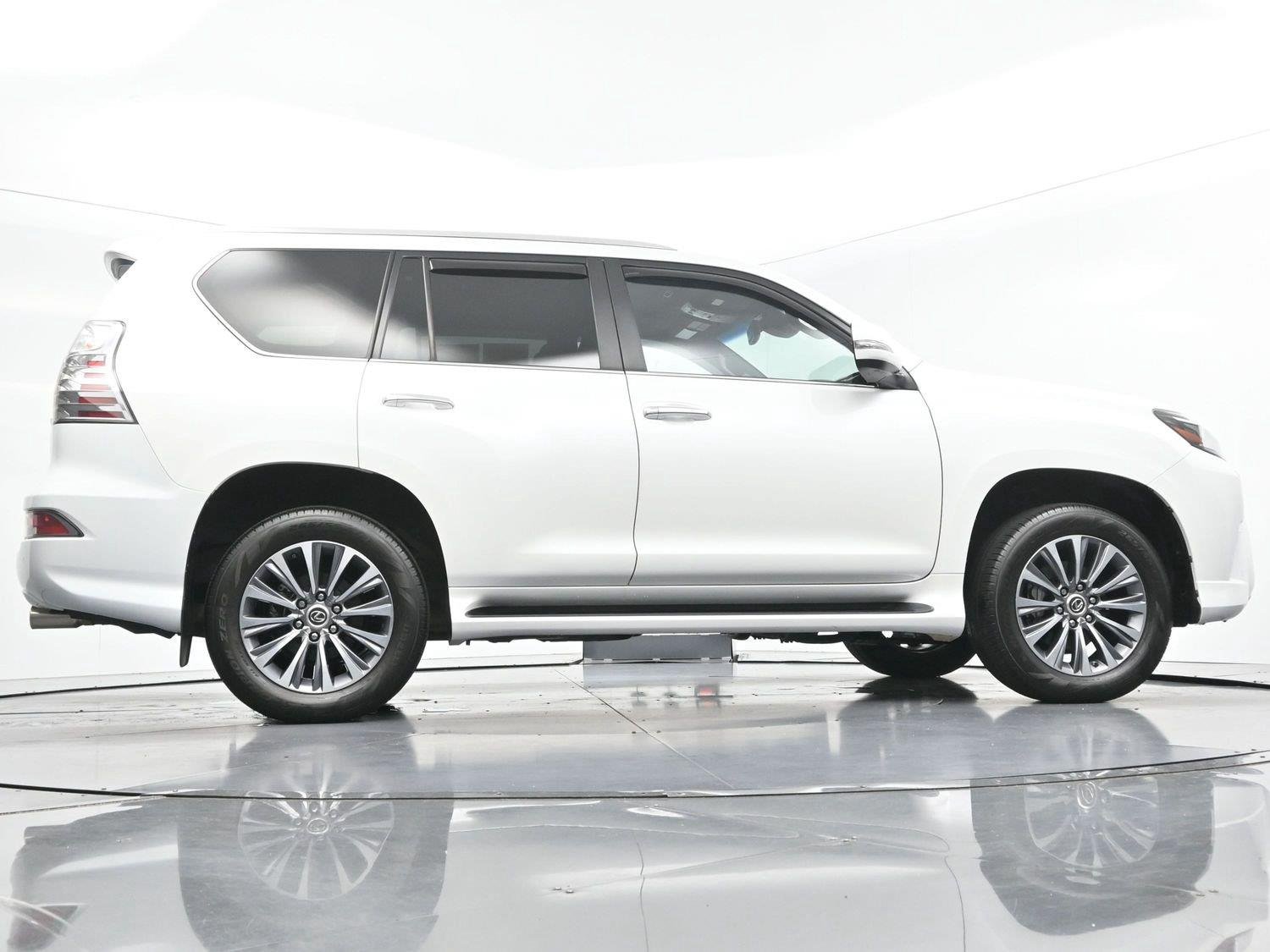 Used 2021 Starfire Pearl Lexus GX 460 Luxury image 62