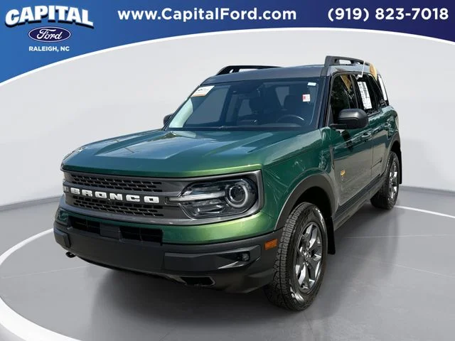 Used 2023 Green Ford Badlands image 1