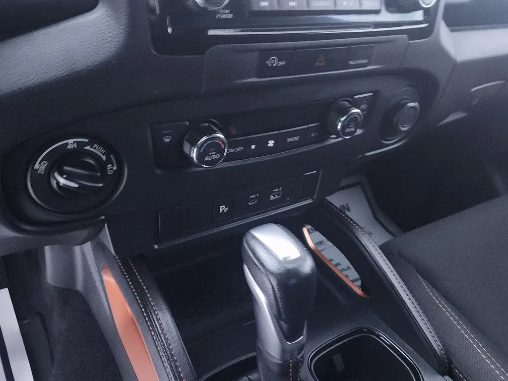 Used 2023 Beige Nissan PRO-4X image 16