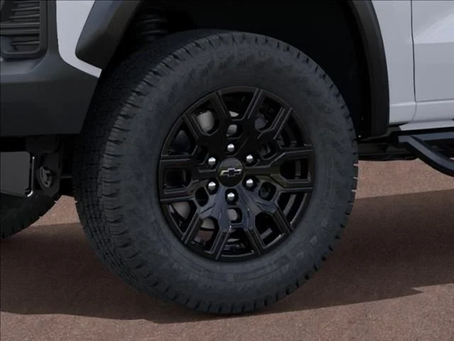 New 2026 White Chevrolet Trail Boss image 9