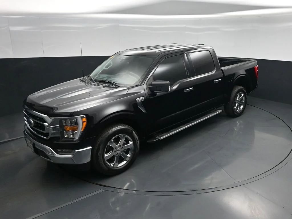 Used 2023 Black Ford XLT image 34