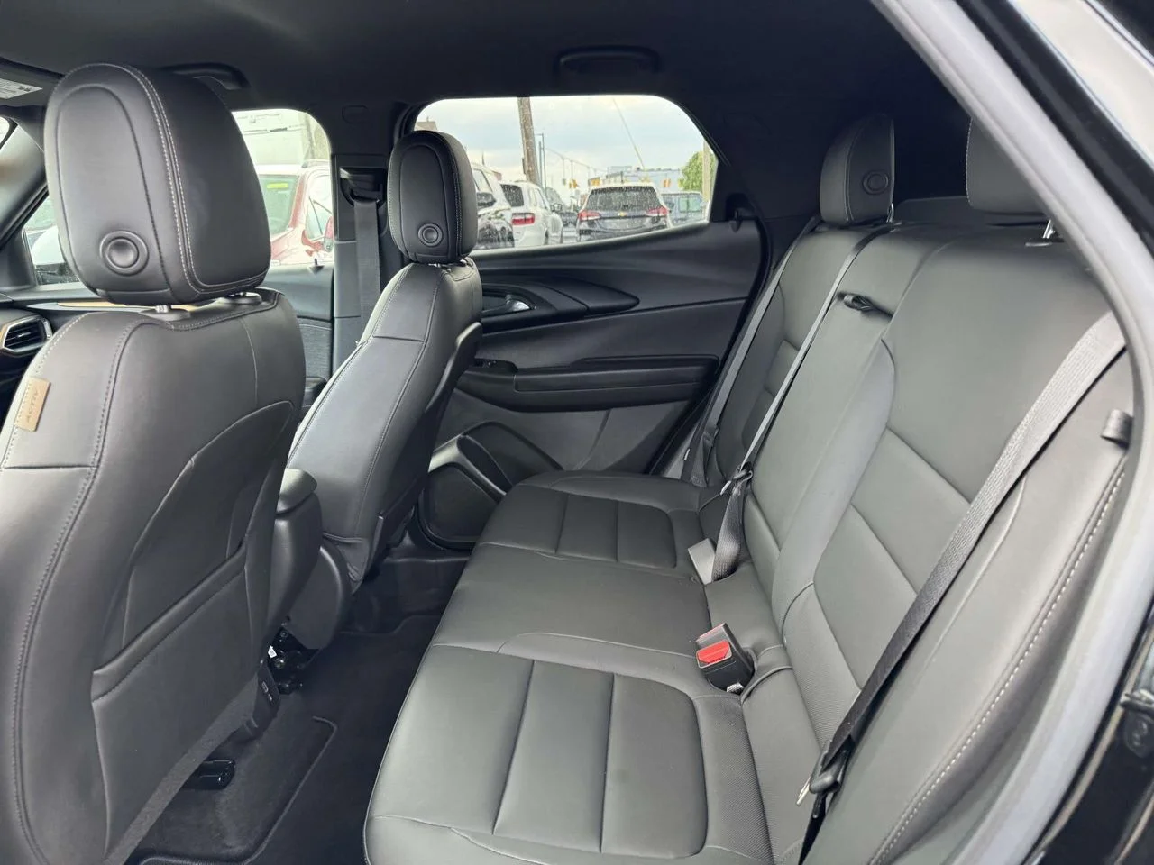 Used 2023 Mosaic Black Metallic Chevrolet FWD ACTIV image 14