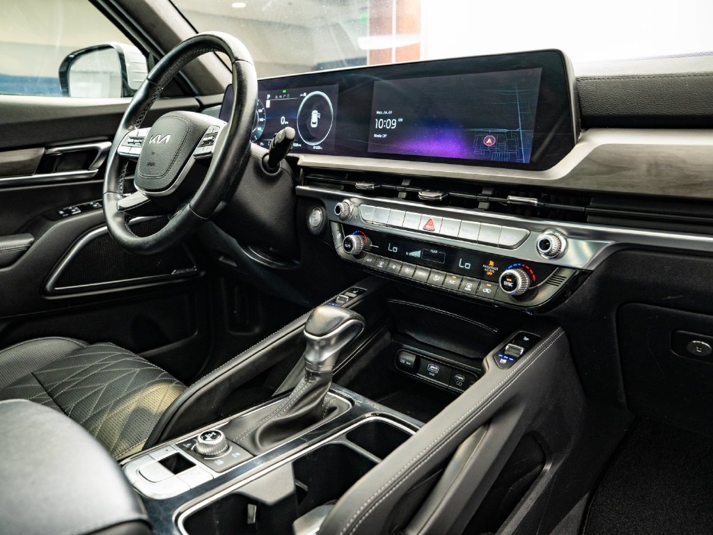 Used 2023 Wolf Gray Kia SX-Prestige X-Line image 51