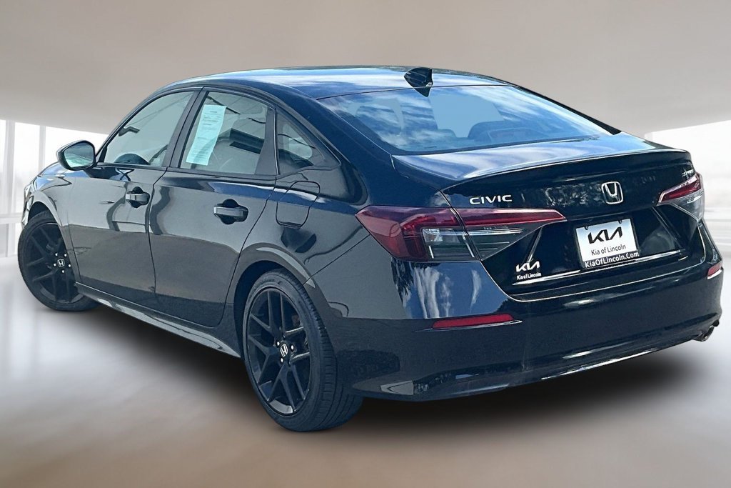 Used 2025 Black Honda Sport image 4