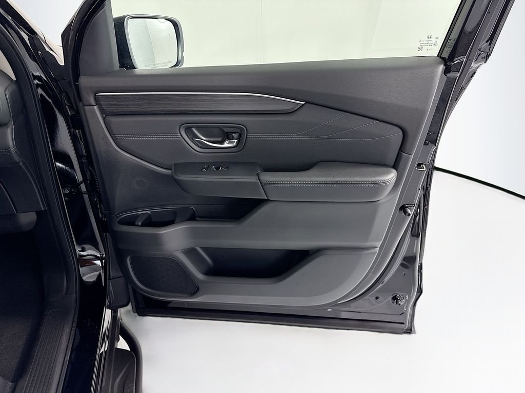 New 2026 Crystal Black Pearl Honda Touring image 27
