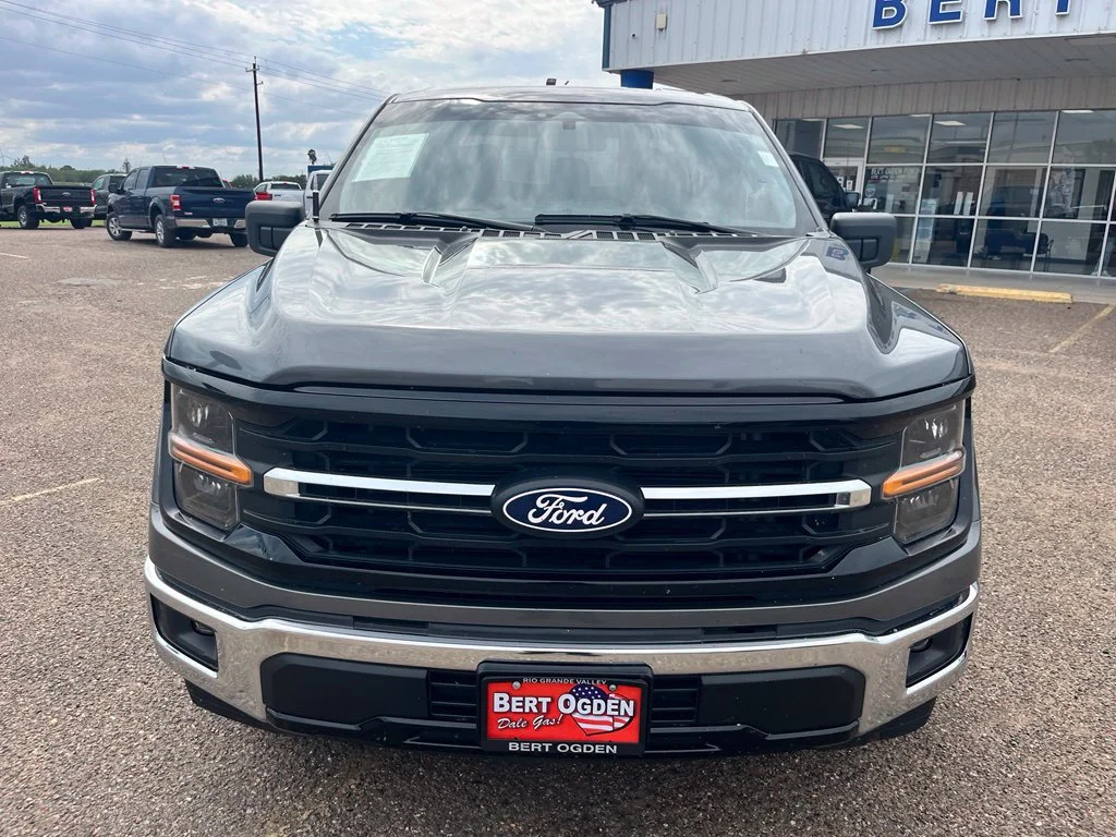 Used 2025 Gray Ford XLT image 2