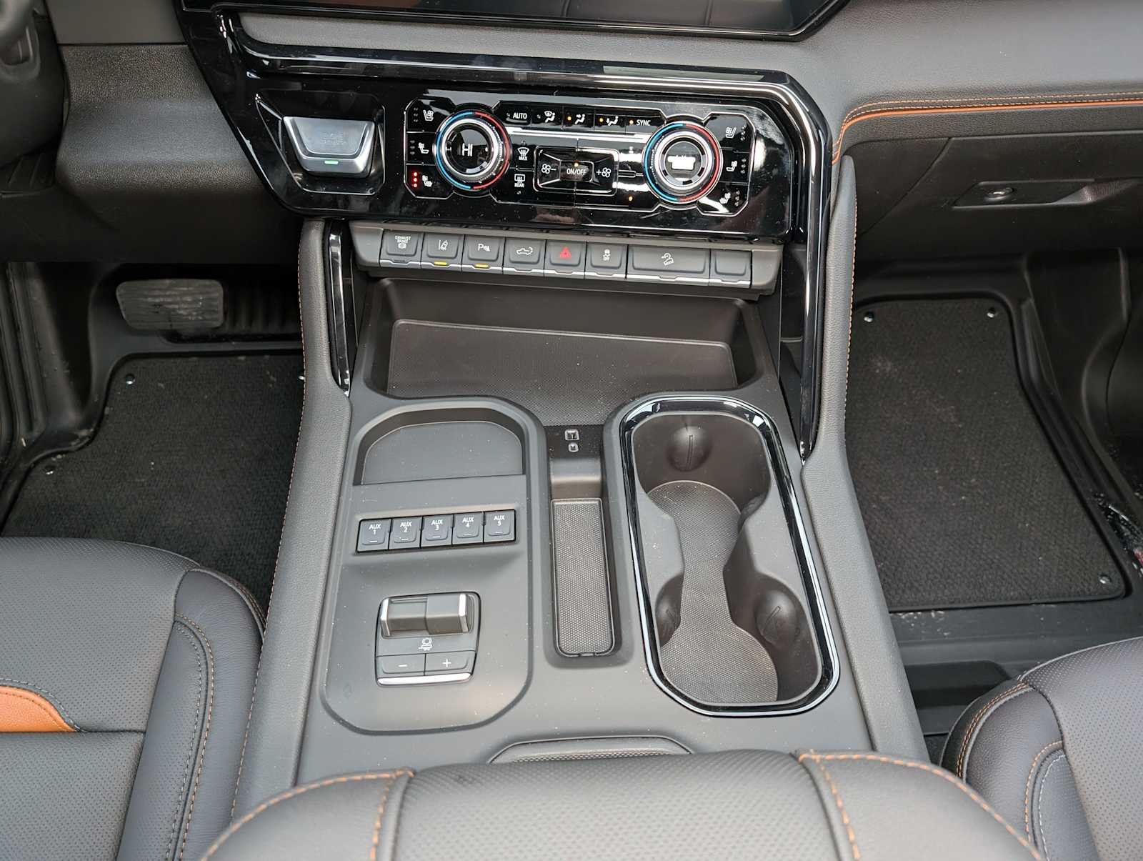 2026 GMC Sierra 2500HD AT4 - Photo 15