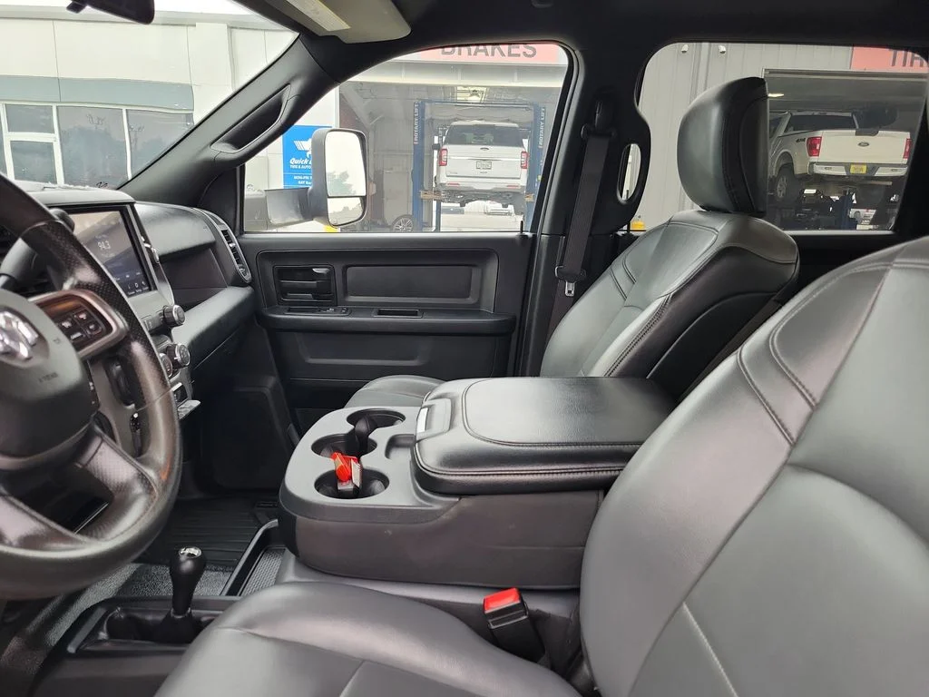 Used 2021 Silver Ram Tradesman image 14