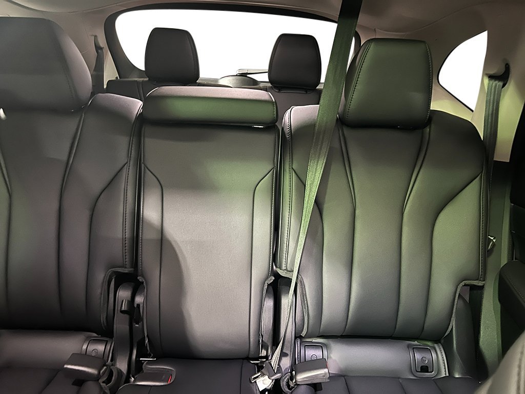New 2026 Liquid Carbon Metallic Acura  image 39