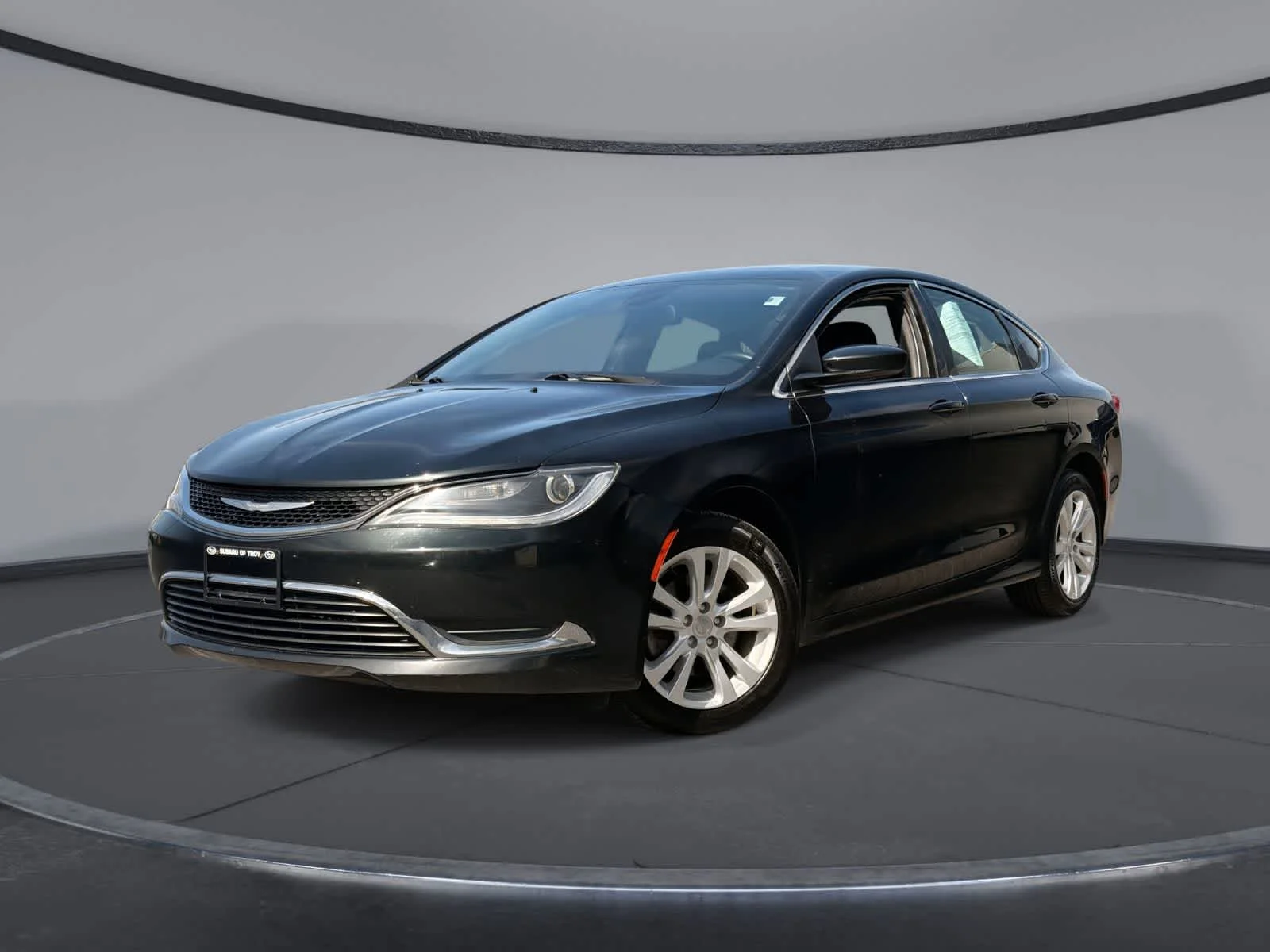 2016 Chrysler 200 Limited's photo
