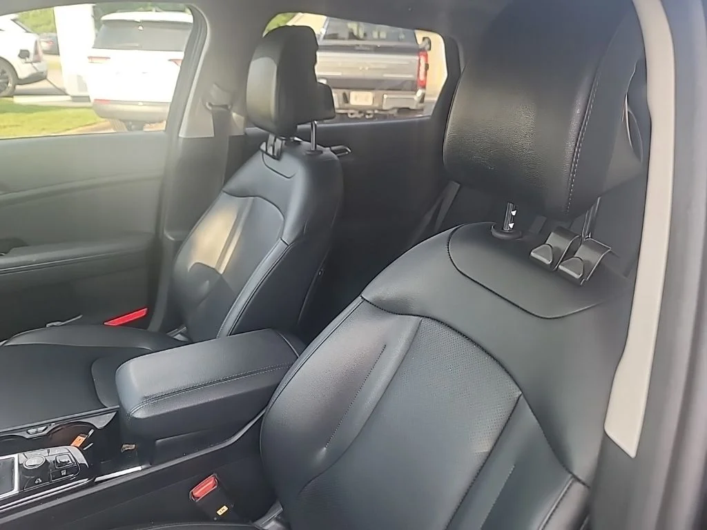 Certified Used 2025 Black Kia EX image 4