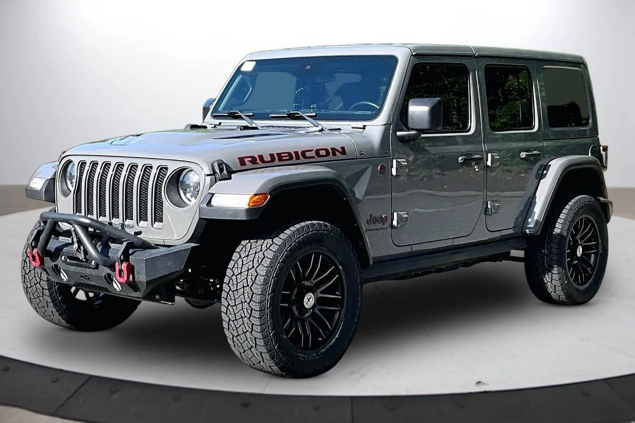 Used 2023 Gray Jeep Rubicon image 4